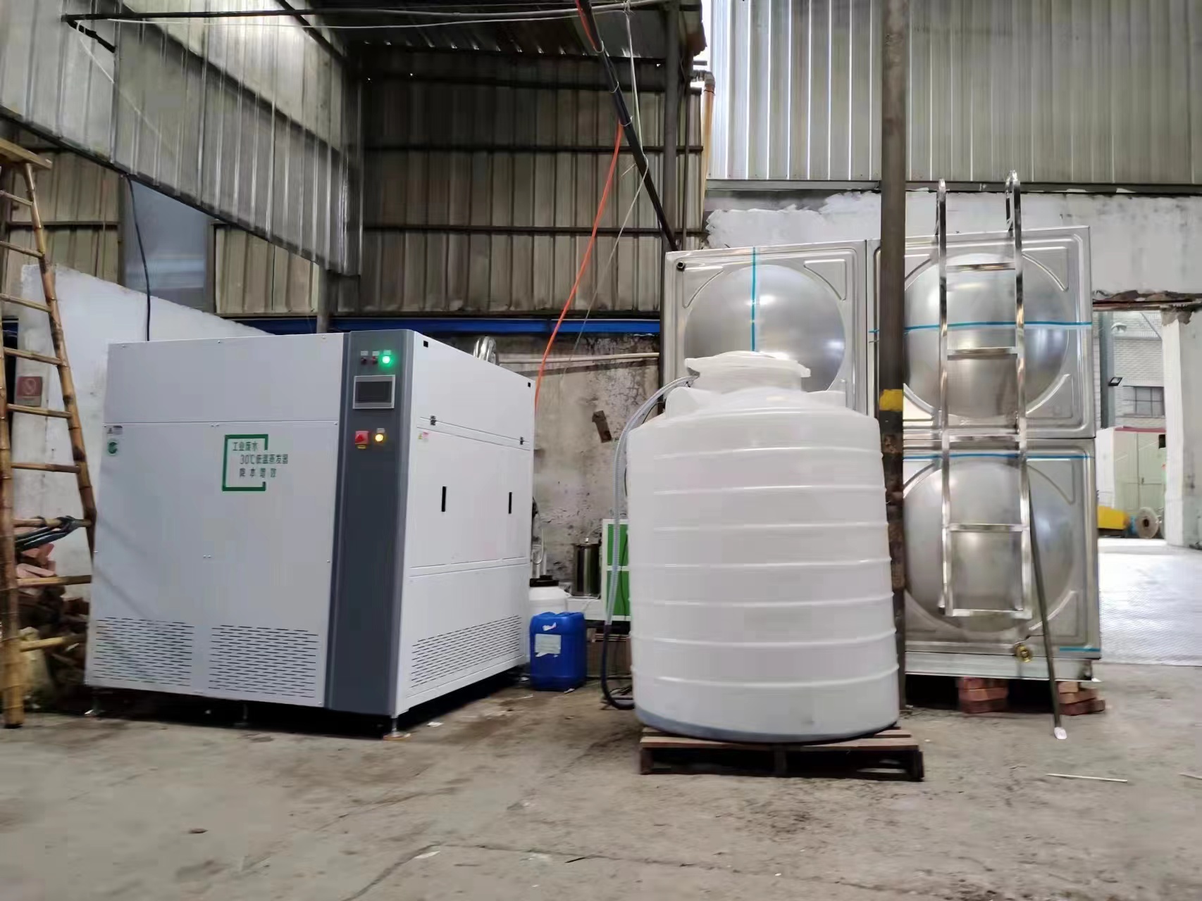 全自動超聲波清洗機的優(yōu)勢有哪些？